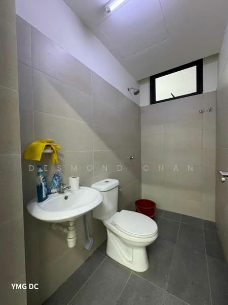 Rumah Bandar untuk Dijual di Klang (Selangor) - Desmond Chan - Bathroom - PropertyGuru.com.my