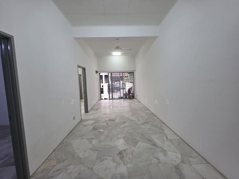 1-storey Terraced House for Sale in Puncak Alam (Selangor) - Izzah Alias - PropertyGuru.com.my