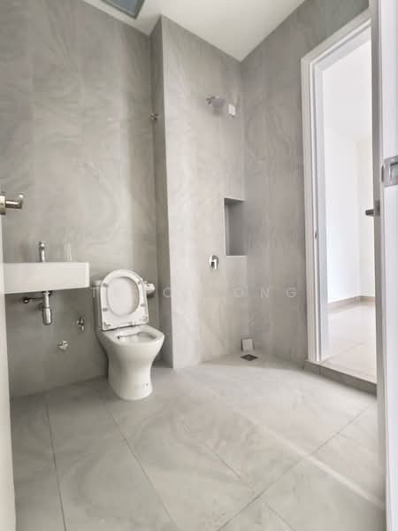 Cluster House for Sale in Setia Tropika (Johor Bahru) - Tracy Ong - Bathroom - PropertyGuru.com.my