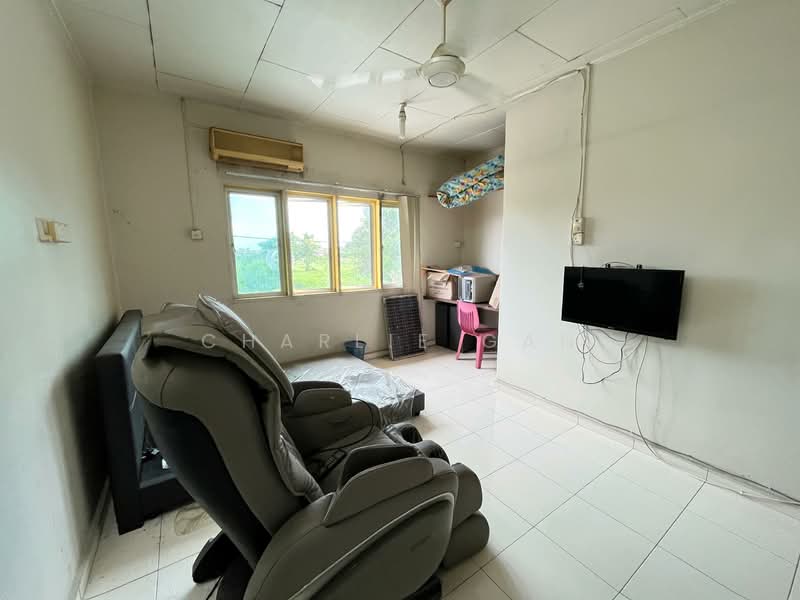 2-storey Terraced House for Sale in Taman Selat Damai (Pelabuhan Klang) - Charlie Gan - Interior - PropertyGuru.com.my