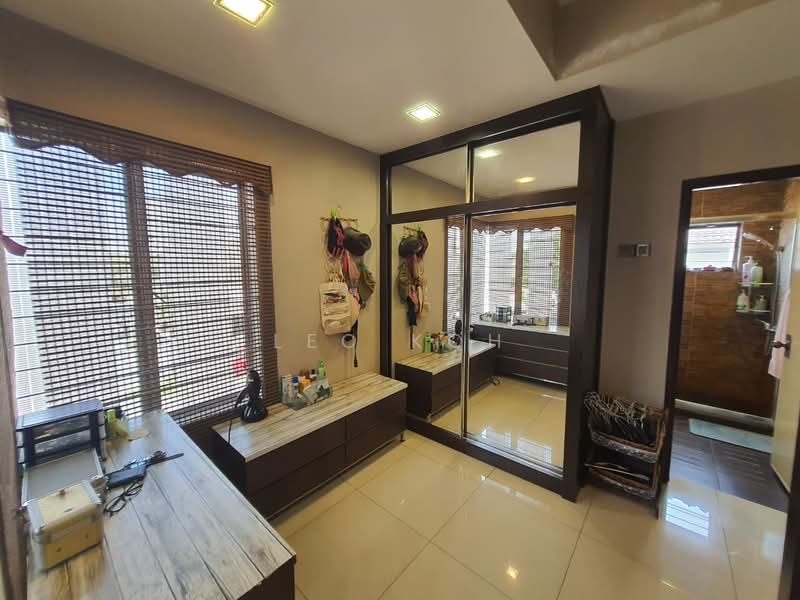 Rumah Berkembar untuk Dijual di Bandar Putra Permai (Seri Kembangan) - Leo Koh - Interior - PropertyGuru.com.my