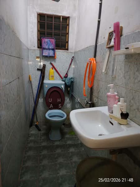 Rumah Teres 2 Tingkat untuk Dijual di Taman Kota Masai (Pasir Gudang) - Muhamad Asrul - Bathroom - PropertyGuru.com.my