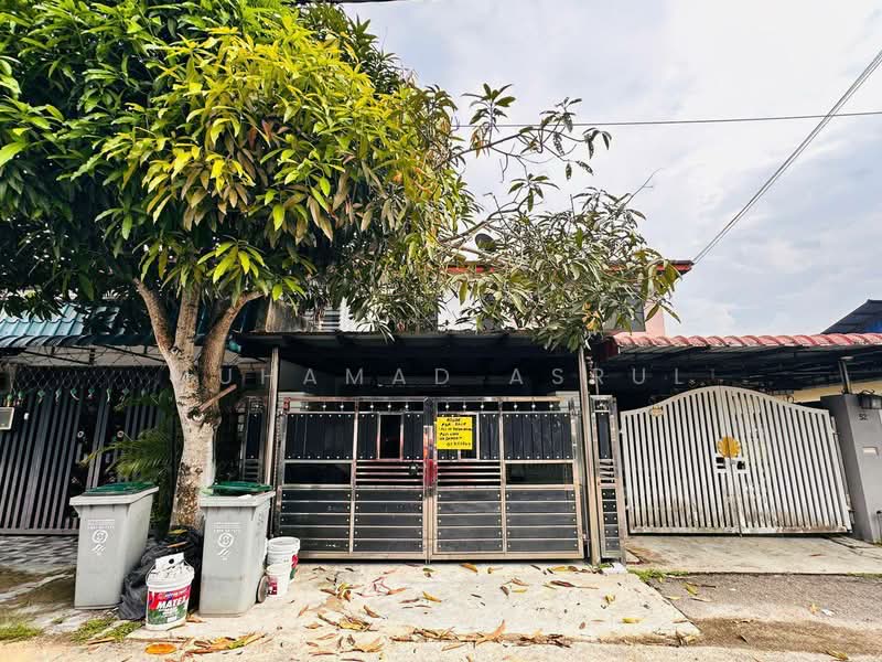 2-storey Terraced House for Sale in Taman Kota Masai (Pasir Gudang) - Muhamad Asrul - Exterior - PropertyGuru.com.my