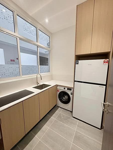 Kondominium untuk Disewa di Codrington Residence - Quvee Ooi - Kitchen - PropertyGuru.com.my