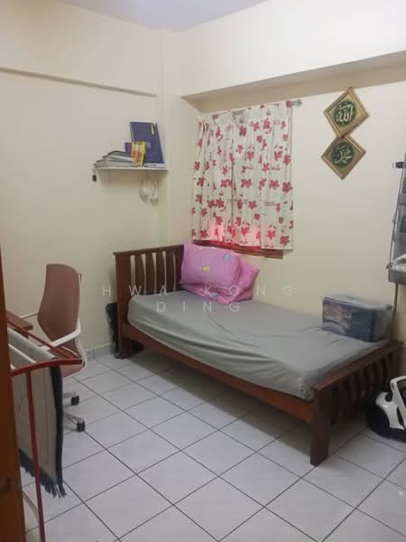 Apartment for Sale at Sri Lavender Apartment - Hwa Kong Ding - Bedroom - PropertyGuru.com.my