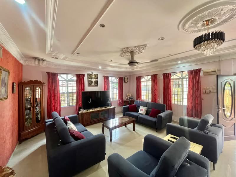 Bungalow for Sale in Desa Pandan (Ampang) - M.J Zairin - Living Room - PropertyGuru.com.my