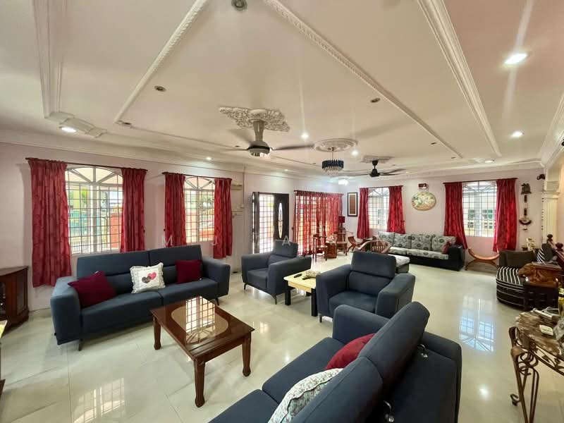 Bungalow for Sale in Desa Pandan (Ampang) - M.J Zairin - Living Room - PropertyGuru.com.my