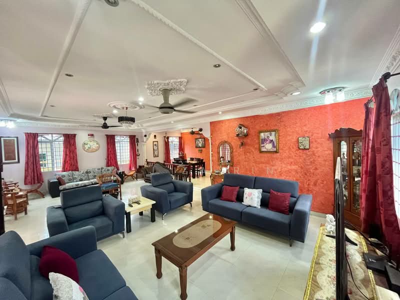 Bungalow for Sale in Desa Pandan (Ampang) - M.J Zairin - Living Room - PropertyGuru.com.my
