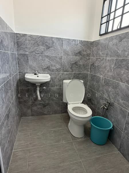 2.5-storey Terraced House for Rent in Taman Menglembu Impiana Adril (Menglembu) - Kelvin Chong - Bathroom - PropertyGuru.com.my