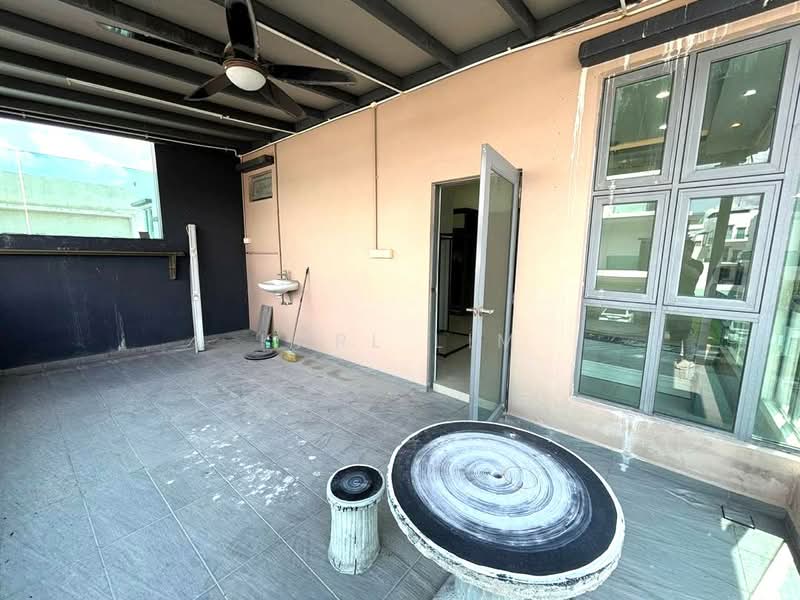 Rumah Kluster untuk Dijual di Taman Bukit Skudai (Skudai) - Karl Lim - Balcony - PropertyGuru.com.my