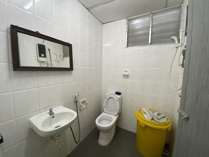 Kondominium untuk Disewa di Leader Garden - Jeff Tan - Bathroom - PropertyGuru.com.my