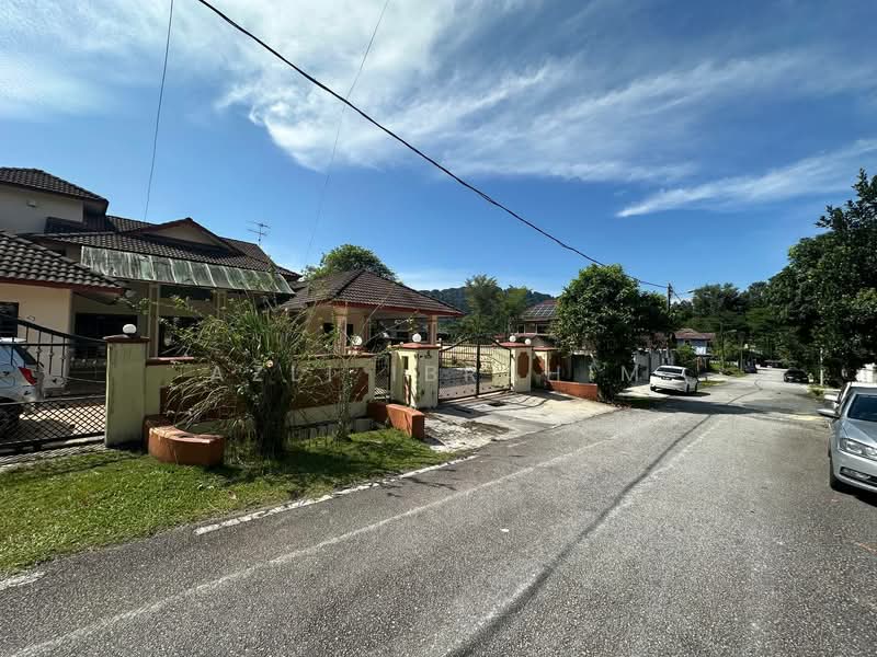 Rumah Banglo untuk Dijual di Villa Bestari (Gombak) - Azli Ibrahim - Exterior - PropertyGuru.com.my