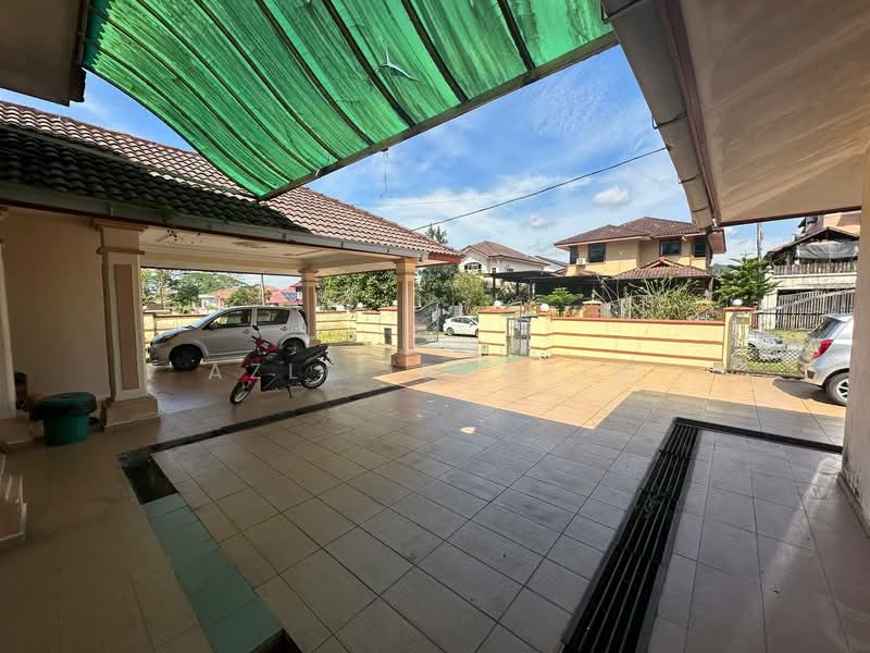 Rumah Banglo untuk Dijual di Villa Bestari (Gombak) - Azli Ibrahim - Exterior - PropertyGuru.com.my