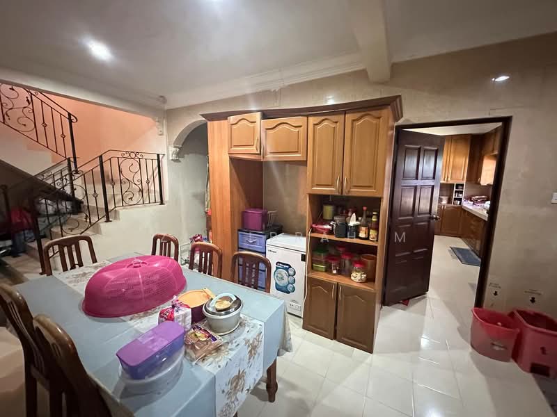 Rumah Banglo untuk Dijual di Villa Bestari (Gombak) - Azli Ibrahim - Dining Room - PropertyGuru.com.my