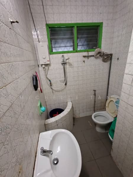 2-storey Terraced House for Sale in Taman Maluri (Cheras) - Michelle Tan - Bathroom - PropertyGuru.com.my