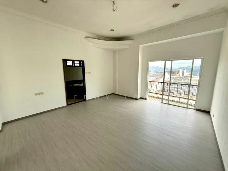 Zero-Lot Bungalow for Sale in Ampang (Selangor) - Eddy Lee - Living Room - PropertyGuru.com.my