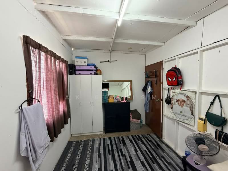 Rumah Teres 2 Tingkat untuk Dijual di Petaling Jaya (Selangor) - Ishak Bin Ismail - Bedroom - PropertyGuru.com.my