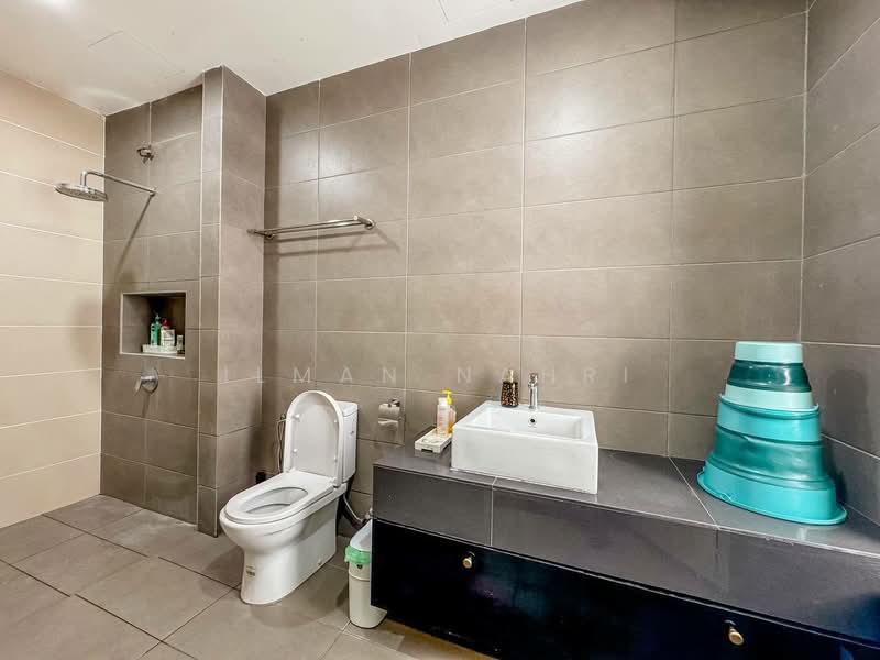 Rumah Berkembar untuk Dijual di Kajang (Selangor) - Ilman Nahri - Bathroom - PropertyGuru.com.my