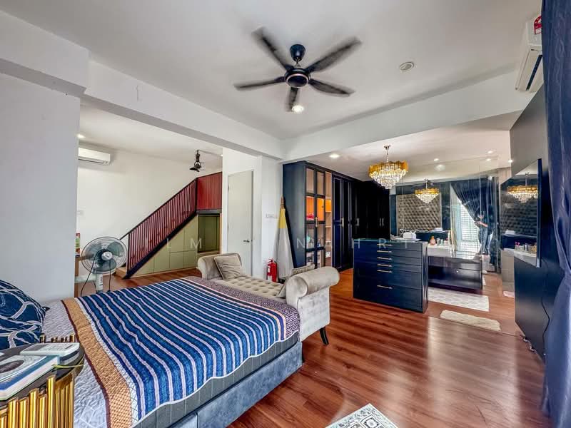 Rumah Berkembar untuk Dijual di Kajang (Selangor) - Ilman Nahri - Master Bedroom - PropertyGuru.com.my