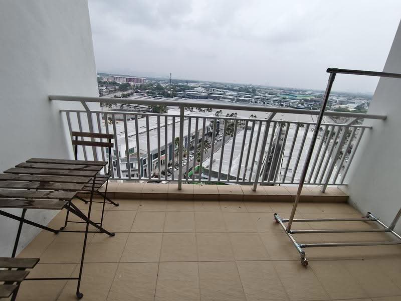 Kediaman Servis untuk Dijual di Mahkota Impian - Jane Ng - Balcony - PropertyGuru.com.my