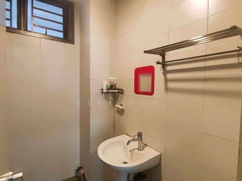 Service Residence for Rent at Palazio - Alex How - Bathroom - PropertyGuru.com.my