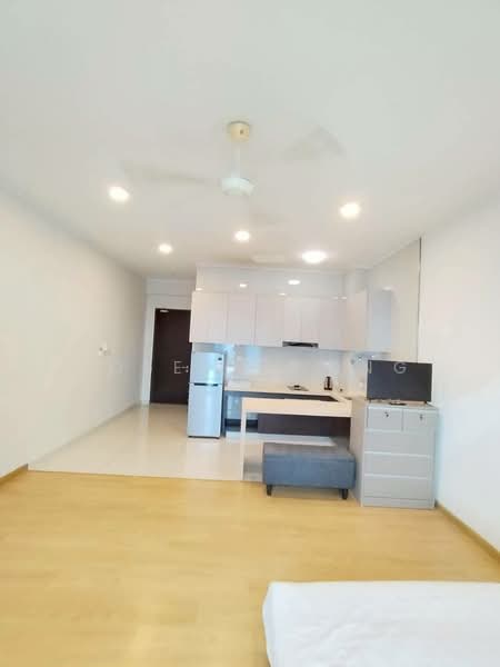 Condominium for Rent at Amberside @ Country Garden Danga Bay - Joseph Wong - Kitchen - PropertyGuru.com.my