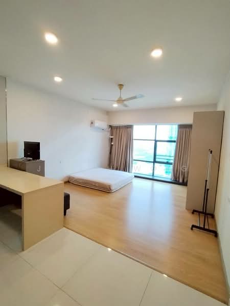Condominium for Rent at Amberside @ Country Garden Danga Bay - Joseph Wong - Bedroom - PropertyGuru.com.my