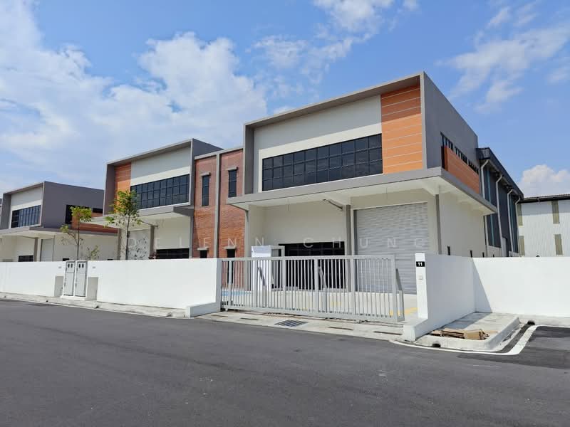 Semi-D Factory for Rent in Nilai 3 (Nilai) - Delenn Chung - Exterior - PropertyGuru.com.my
