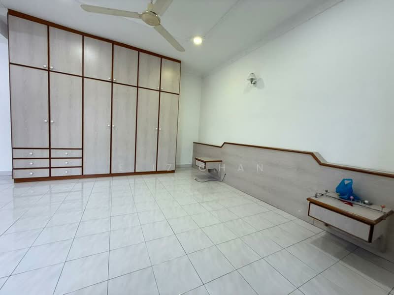 2-storey Terraced House for Sale in Taman Wangsa Permai (Kepong) - Eliz Chan - Bedroom - PropertyGuru.com.my