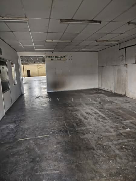 Warehouse for Rent in Batu Maung (Penang) - Jenny Leong - Interior - PropertyGuru.com.my