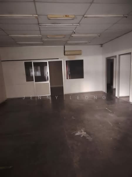 Warehouse for Rent in Batu Maung (Penang) - Jenny Leong - Interior - PropertyGuru.com.my