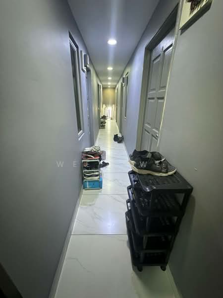 2-storey Terraced House for Sale in Taman Century (Johor Bahru) - Wee Howe - Corridor - PropertyGuru.com.my