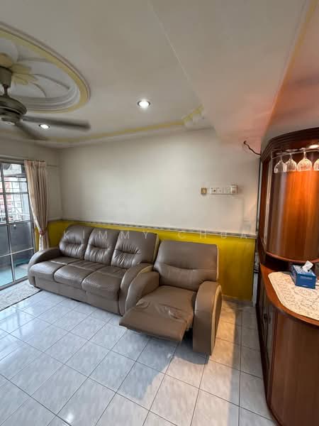 Apartment for Sale at Sri Camellia - Kimmy Chua - Living Room - PropertyGuru.com.my