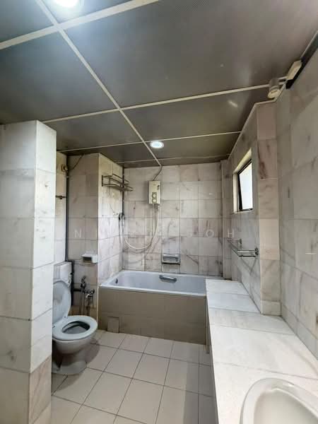 Condominium for Rent at Pelita Indah - Nikko Soh - Bathroom - PropertyGuru.com.my