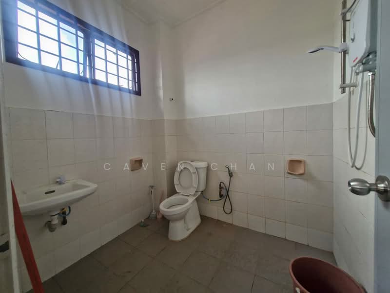 2-storey Terraced House for Sale in Masai (Johor) - Caven Chan - Bathroom - PropertyGuru.com.my