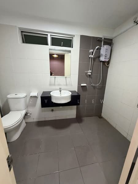 Apartment for Sale at Idaman Residence - Ziyan Liew - Bathroom - PropertyGuru.com.my