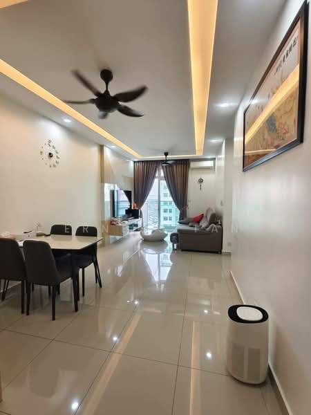 Service Residence for Sale at Meridin Bayvue @ Sierra Perdana - Erness Tan - Living Room - PropertyGuru.com.my