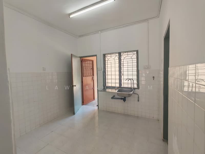2-storey Terraced House for Sale in Bukit Beruang (Bukit Baru) - Lawrance Lim - PropertyGuru.com.my