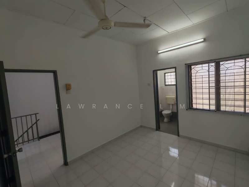2-storey Terraced House for Sale in Bukit Beruang (Bukit Baru) - Lawrance Lim - PropertyGuru.com.my