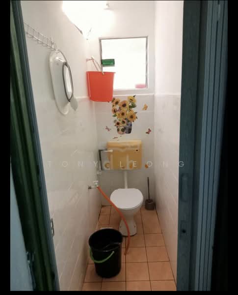 Rumah Flat untuk Dijual di Sri Indah - Tony Leong - Bathroom - PropertyGuru.com.my