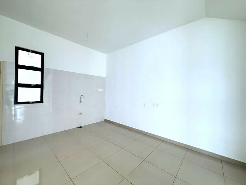 Rumah Kluster untuk Dijual di Taman Mount Austin (Tebrau) - Karl Lim - Kitchen - PropertyGuru.com.my