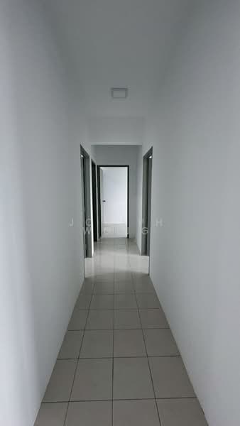 Rumah Flat untuk Disewa di PANGSAPURI CENDERA 1 - Joseph Wong - Corridor - PropertyGuru.com.my