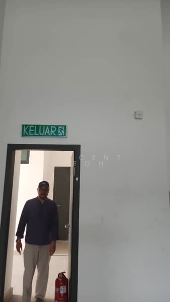 Shop for Rent in Seksyen 13 (Shah Alam) - Vincent Yeoh - Corridor - PropertyGuru.com.my