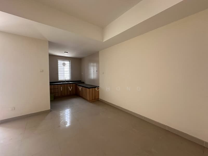 Townhouse for Sale in Puchong (Selangor) - Ivy Chong - Kitchen - PropertyGuru.com.my