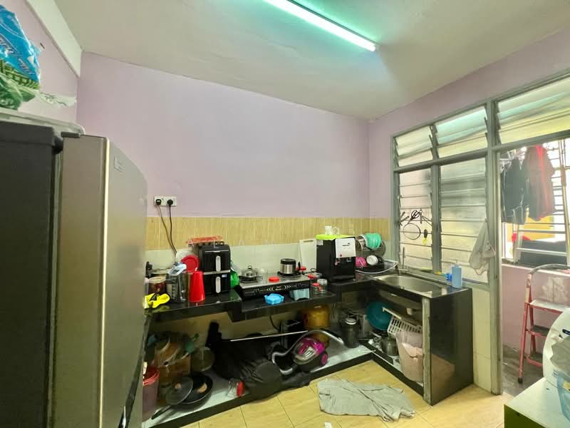 Apartment for Sale at Indah Court Apartment - Alan Lee - Kitchen - PropertyGuru.com.my