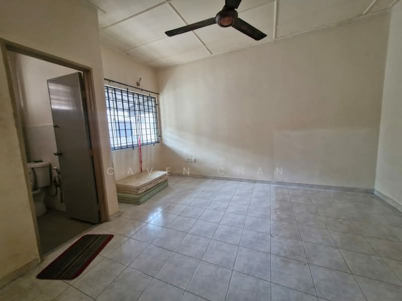 2-storey Terraced House for Sale in Bandar Baru Permas Jaya (Permas Jaya) - Caven Chan - Interior - PropertyGuru.com.my