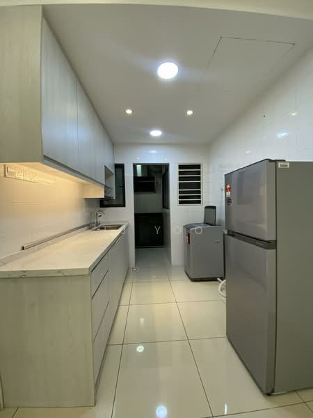 Service Residence for Rent at Service Residence @ Landmark Residence 1 - TJ Yoo - Kitchen - PropertyGuru.com.my