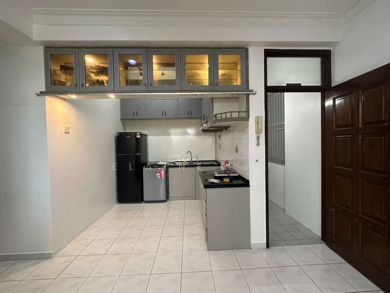 Pangsapuri untuk Dijual di Taman Jubilee Phase 5 - Elaine Lee - Kitchen - PropertyGuru.com.my