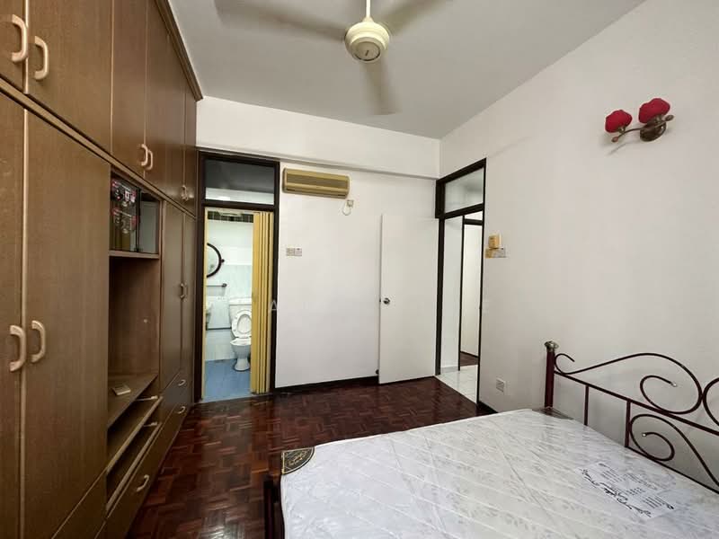 Pangsapuri untuk Dijual di Taman Jubilee Phase 5 - Elaine Lee - Bedroom - PropertyGuru.com.my