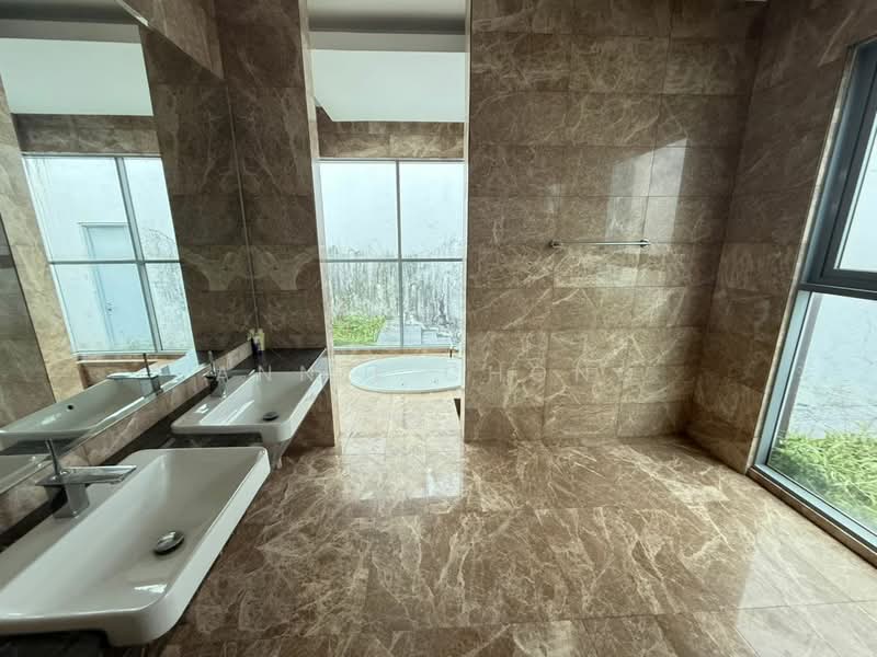 Kondominium untuk Dijual di Seringin Residences - Annie Chong - Bathroom - PropertyGuru.com.my